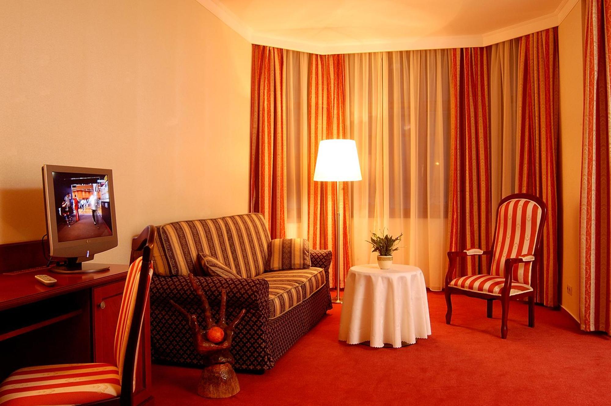 Boutique Hotel Maraton Kosice Bilik gambar