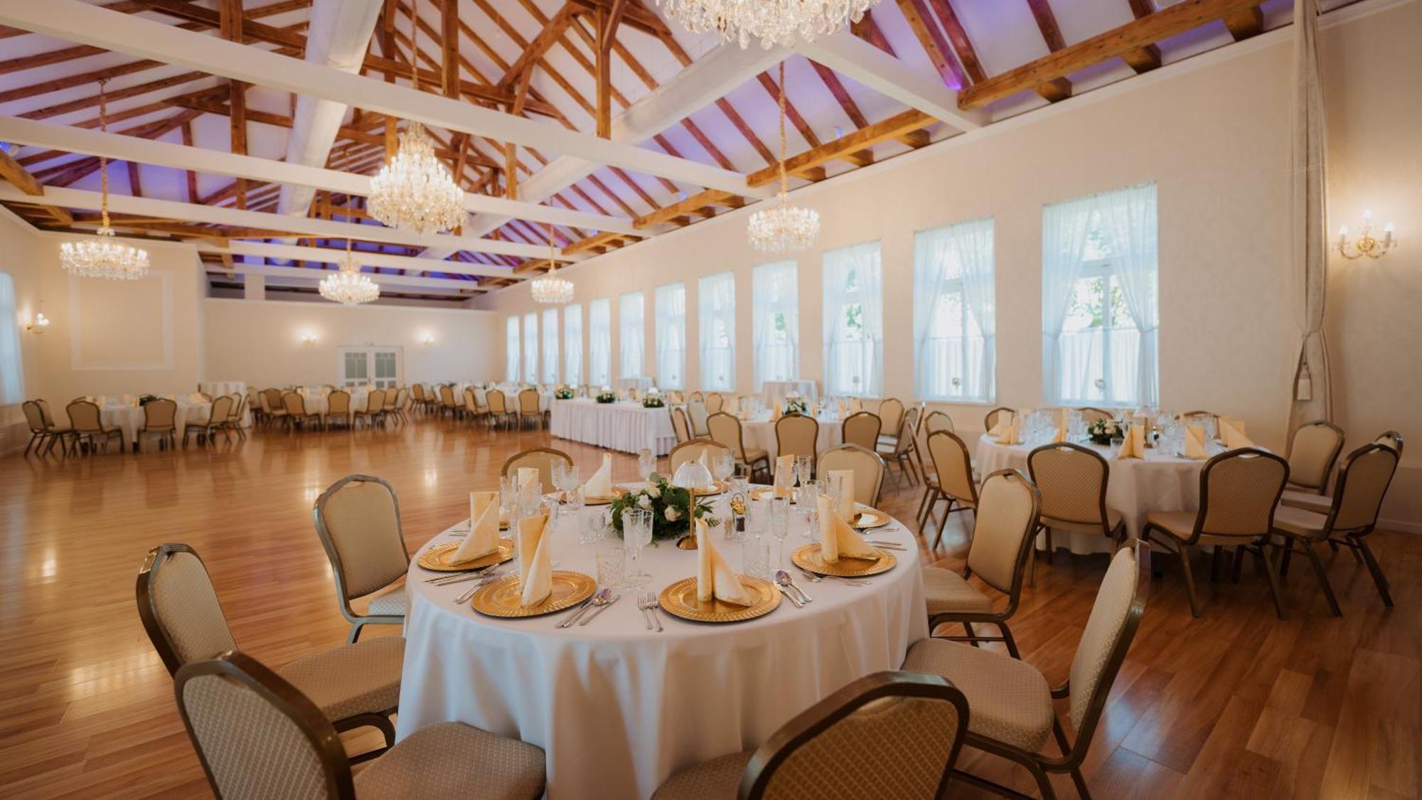 Boutique Hotel Maraton Kosice Luaran gambar
