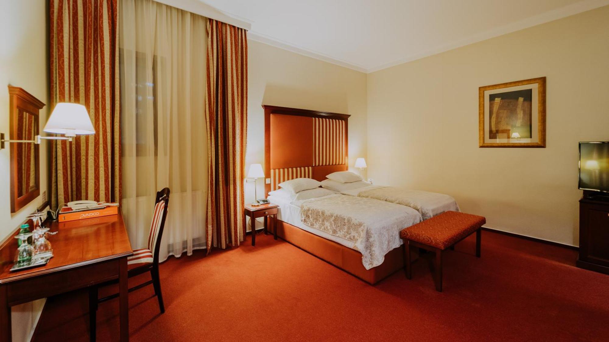 Boutique Hotel Maraton Kosice Luaran gambar